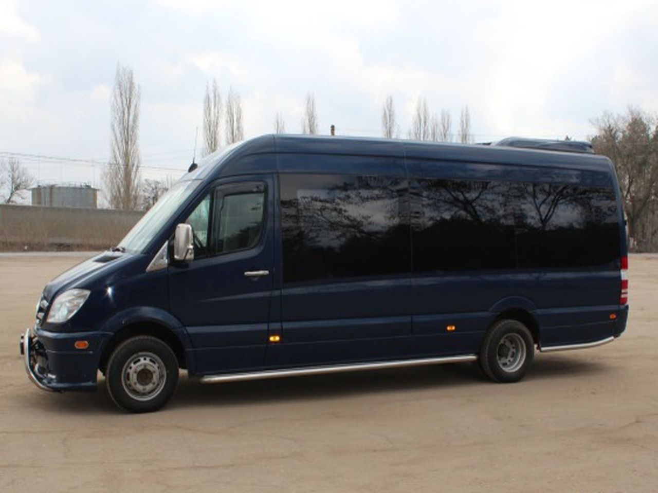 Mercedes-Benz Sprinter 519