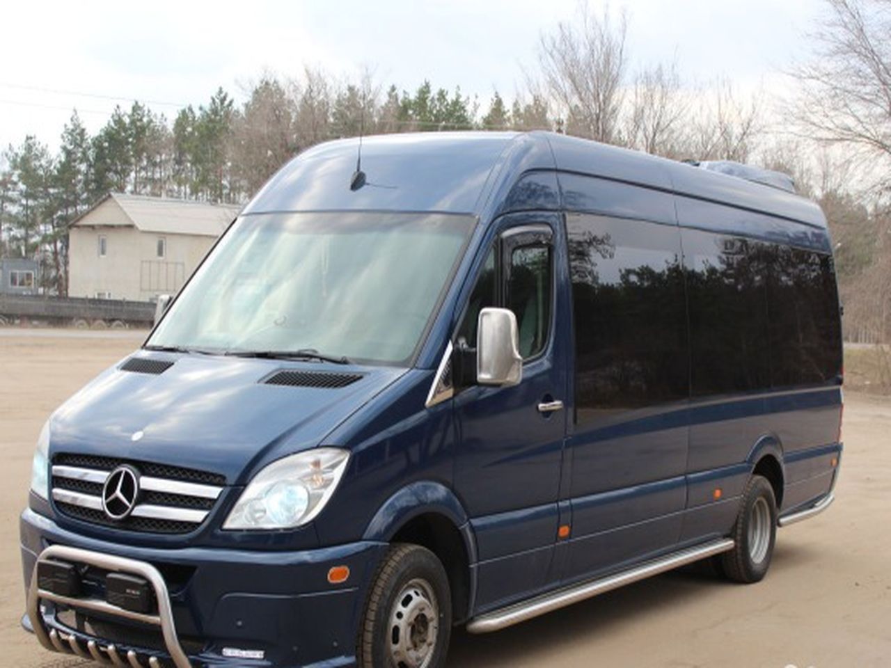 Mercedes-Benz Sprinter 519